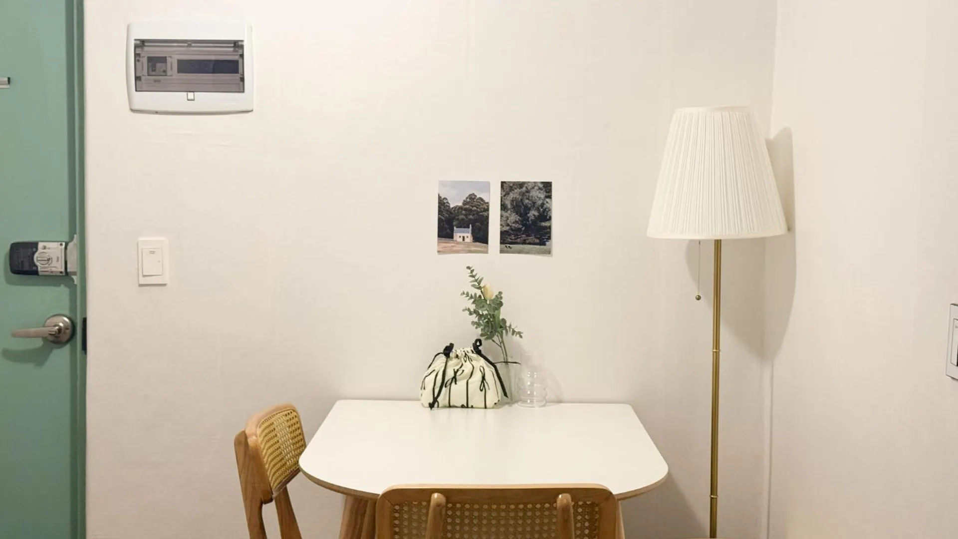 Apartamento Gangnam 23, 3 Minutes Walk From Sinnonhyeon Station, Airport Bus, 1St Floor, Emotional Accommodation, Sleeps 5, Netflix, Wifi Seúl Corea del Sur