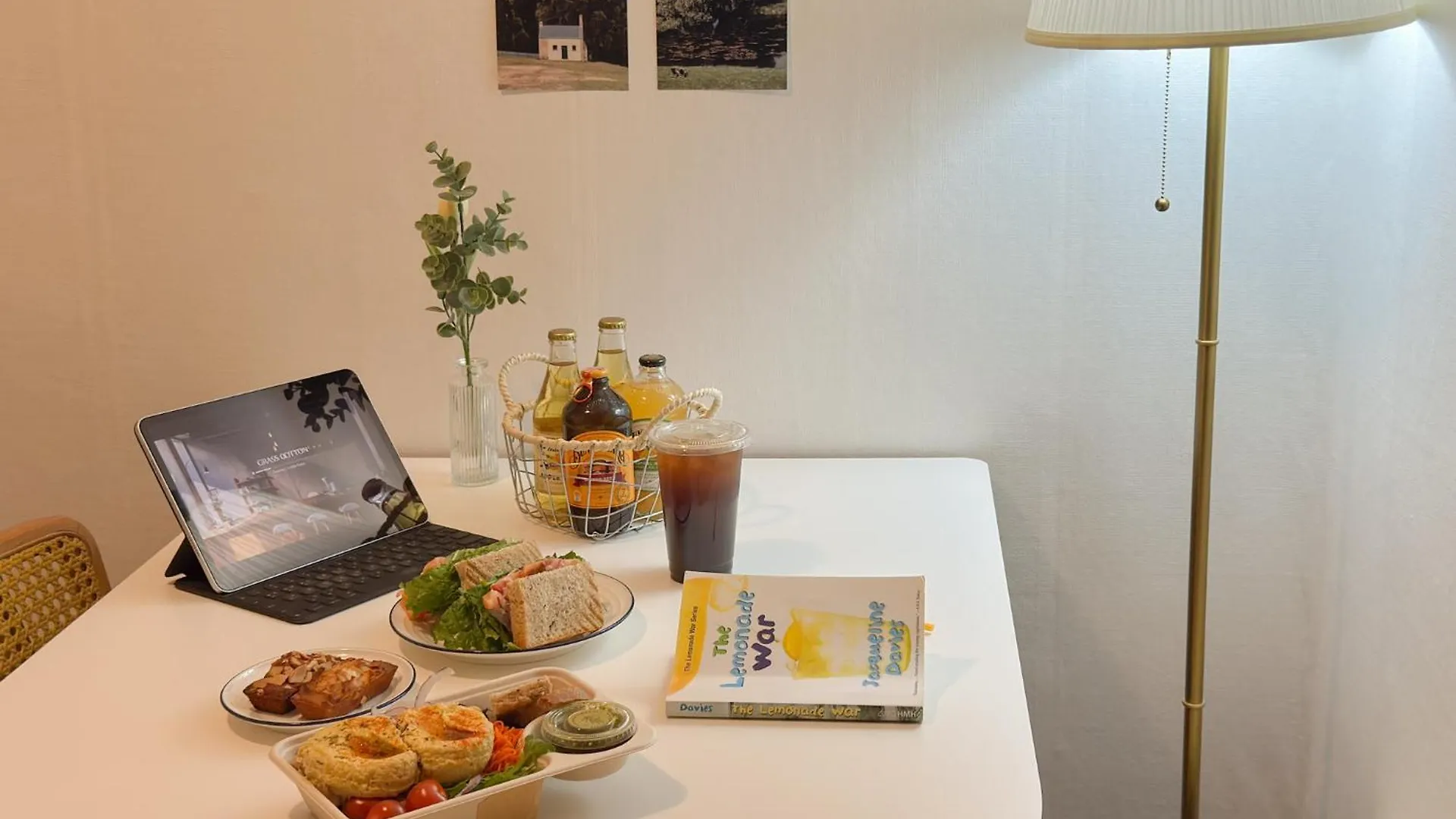 Gangnam 23, 3 Minutes Walk From Sinnonhyeon Station, Airport Bus, 1St Floor, Emotional Accommodation, Sleeps 5, Netflix, Wifi Seúl